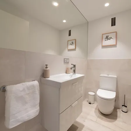 Apartamento Amara Tower 14 *