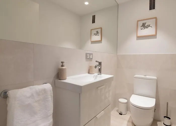 Apartment Amara Tower 14 *